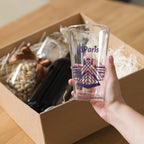 tsgabrielle® • Paris – Die Louvre-Pyramide • Shaker-Pintglas • 473 ml